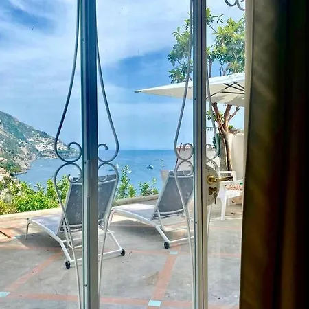 Betta * Positano